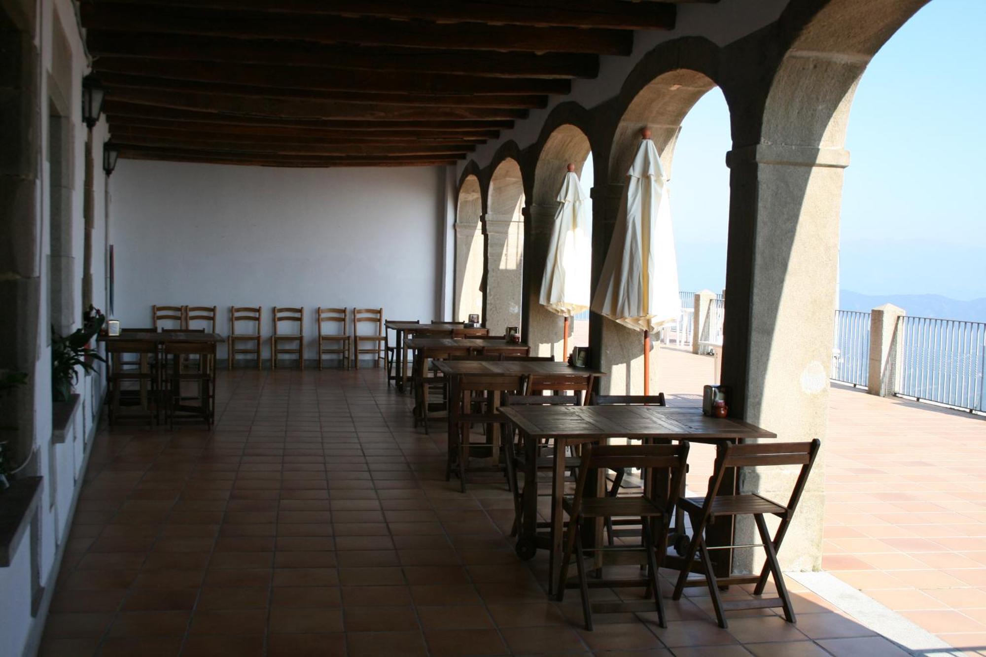 Santuari De La Salut De Sant Felíu de Pallarols Dış mekan fotoğraf